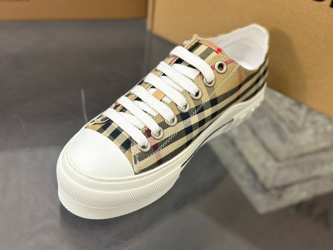 SCARPE BURBERRY