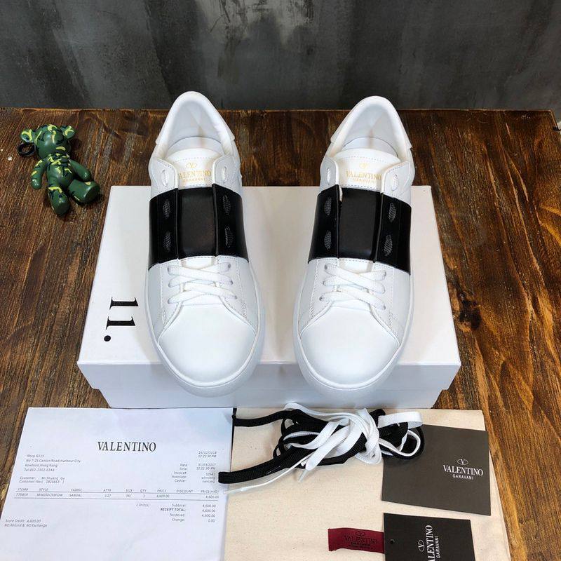 VALENTINO SNEAKERS