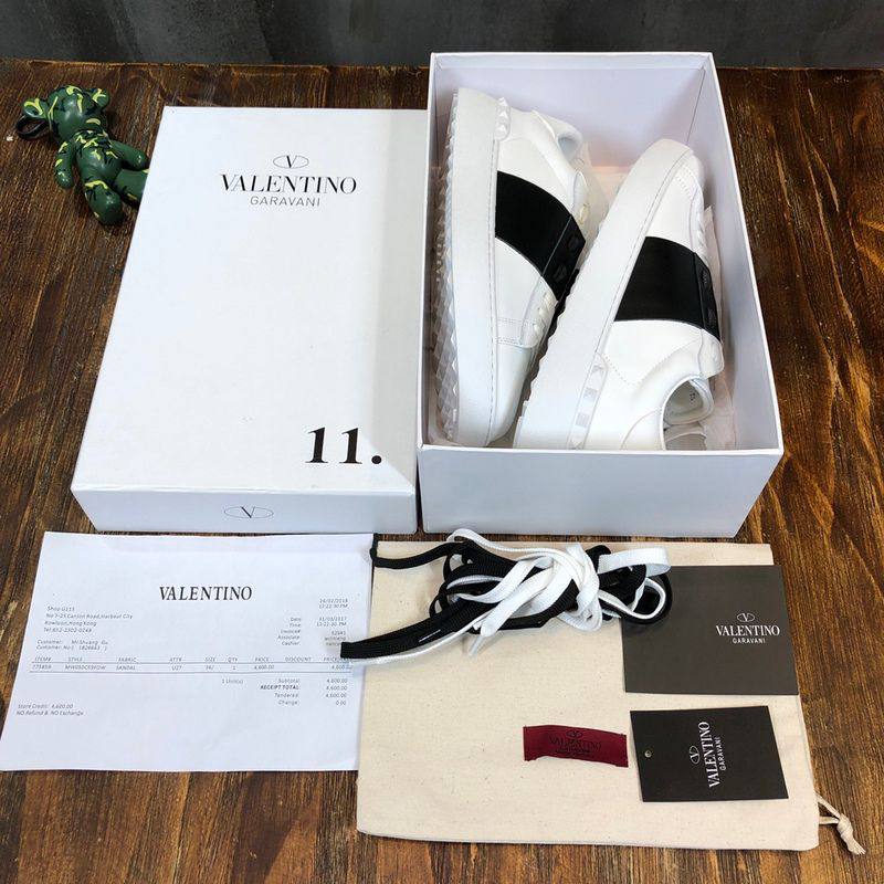 VALENTINO SNEAKERS