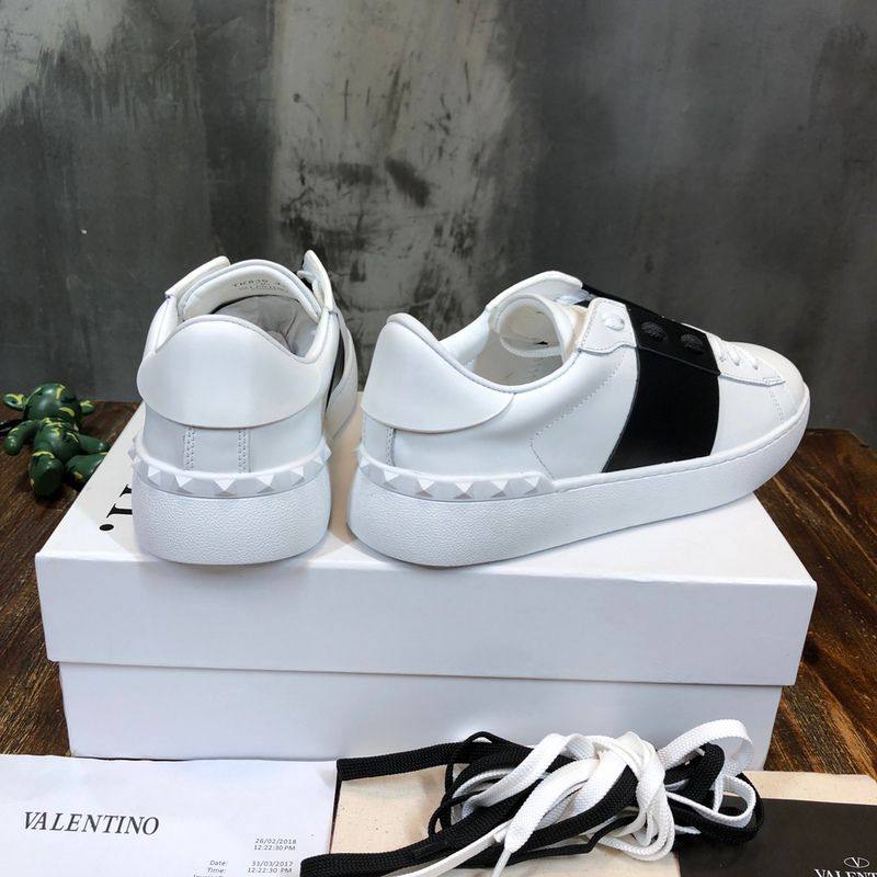 VALENTINO SNEAKERS