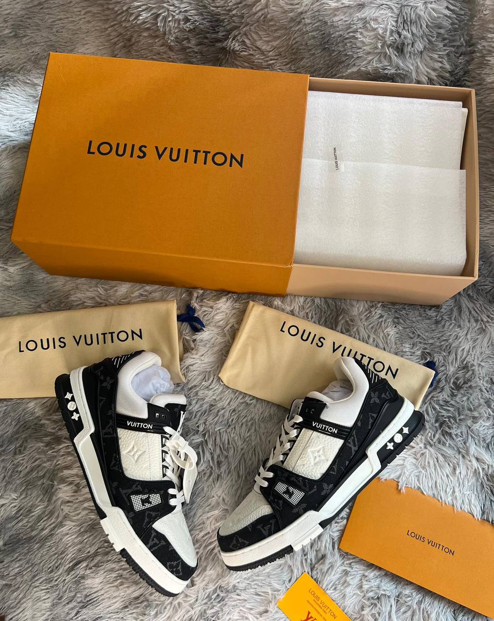 SNEAKERS LV TRAINER