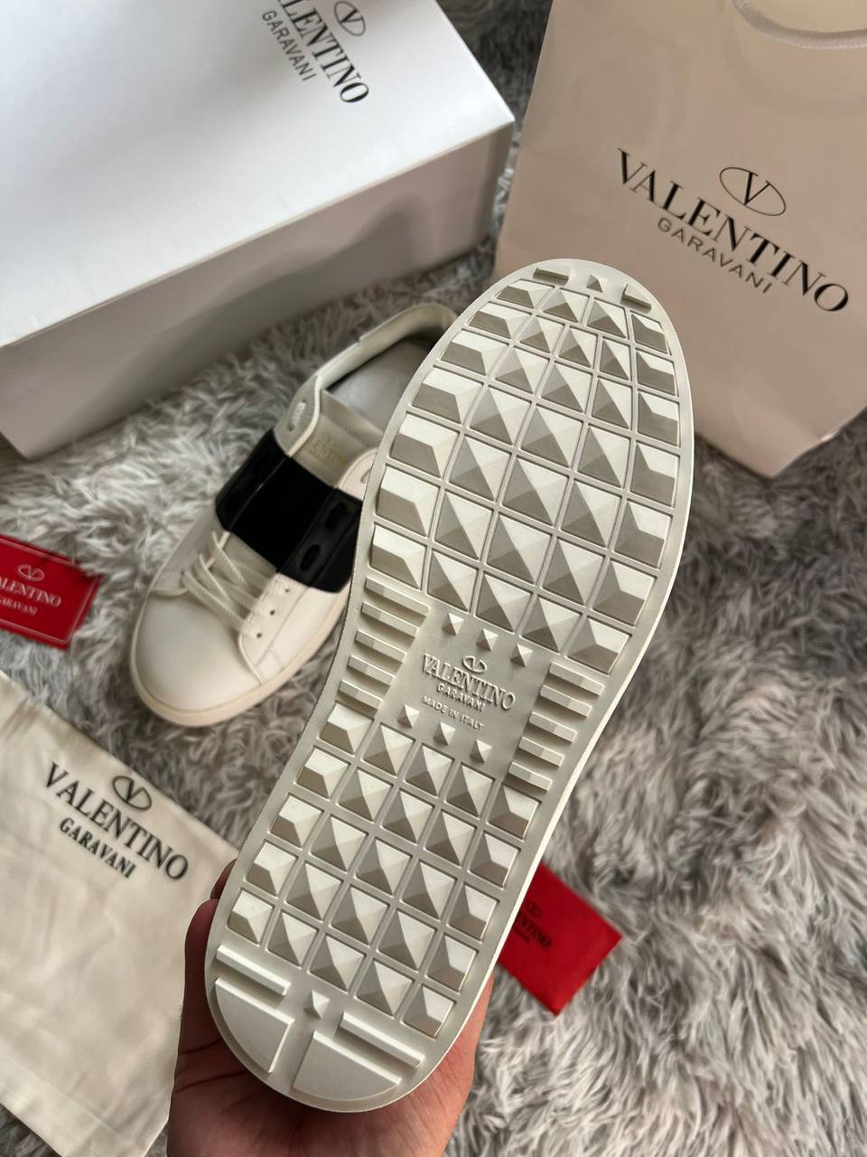 VALENTINO SNEAKERS