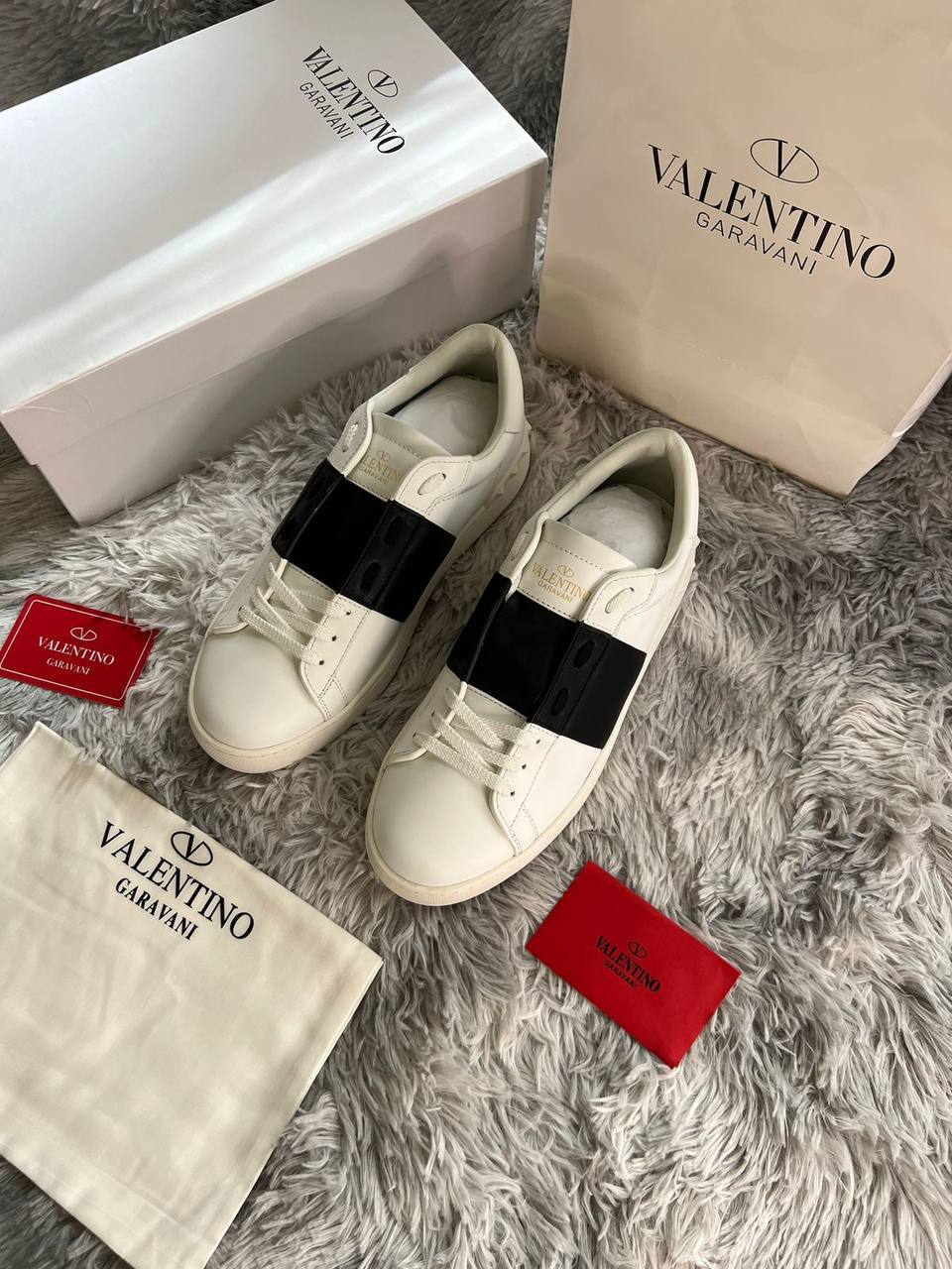 VALENTINO SNEAKERS