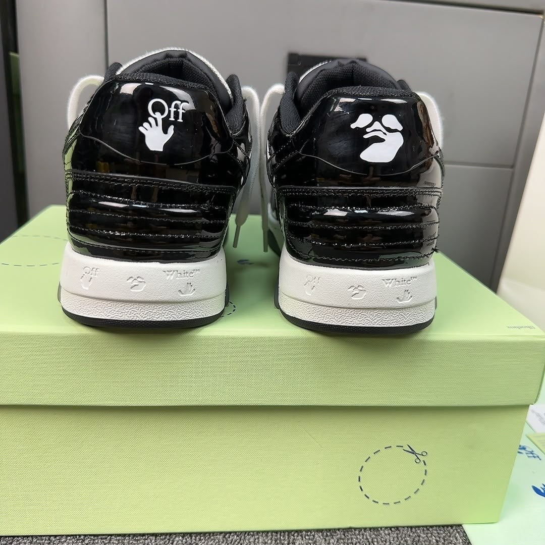SNEAKERS OFF WHITE