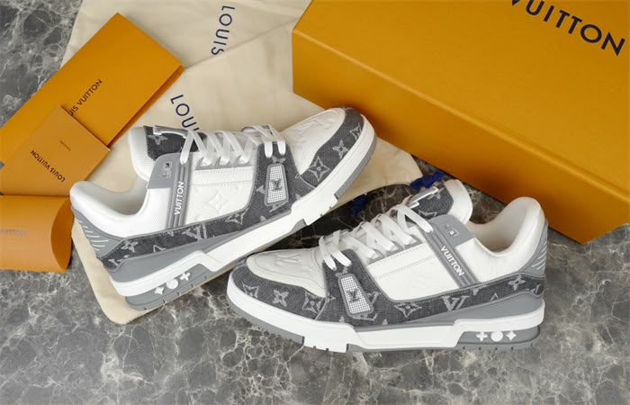 SNEAKERS LV TRAINER