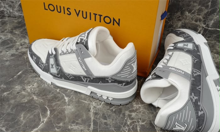 SNEAKERS LV TRAINER
