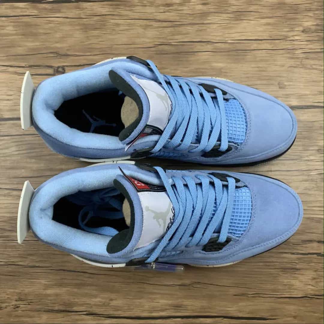SCARPE JORDAN 4