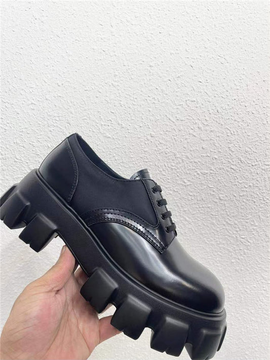 SCARPE PRADA