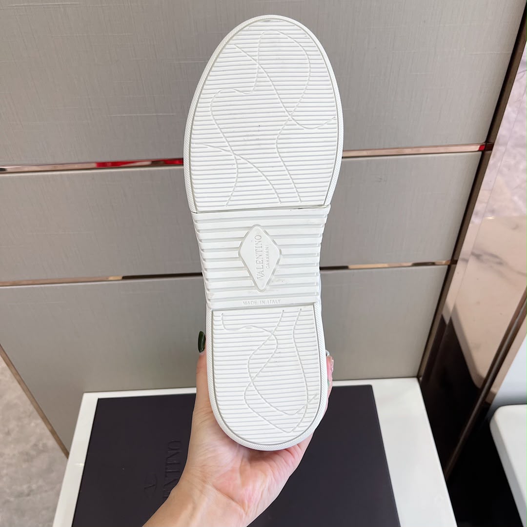 VALENTINO SNEAKERS